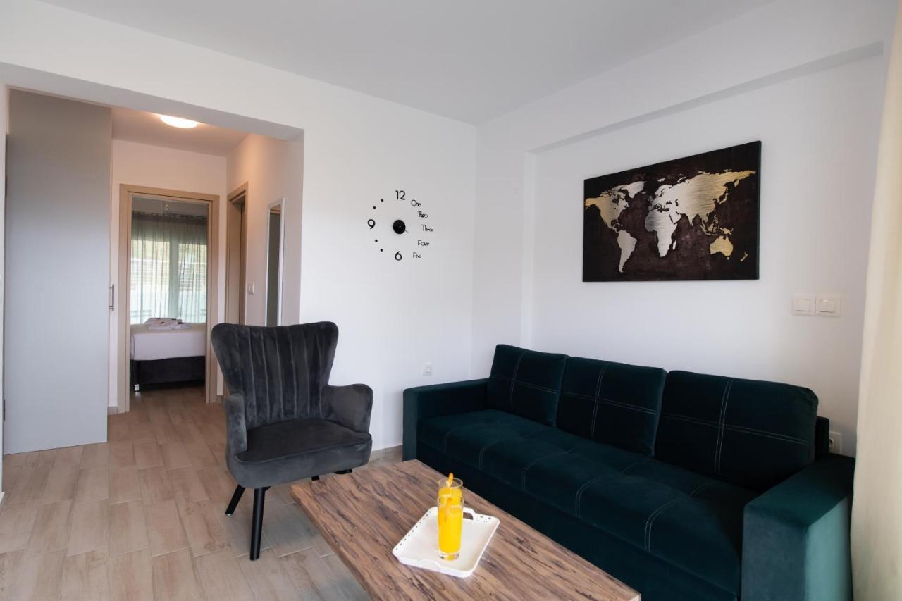 Mpm Apartment Nikiana Esterno foto